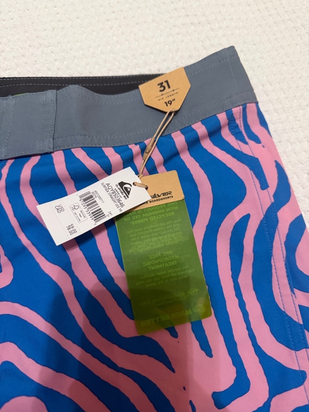 Quiksilver Men’s Pink & Blue Zebra Print Boardshorts with Black Panels - Picture 4 of 7
